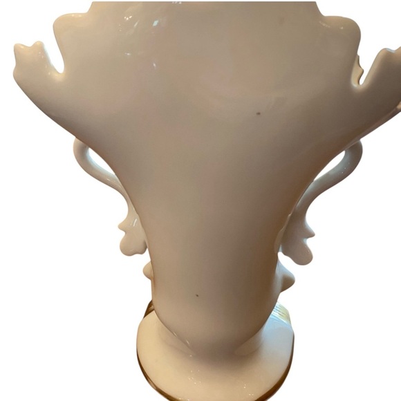 Vintage-Paris Porcelain Mantel Vase - Picture 5 of 7